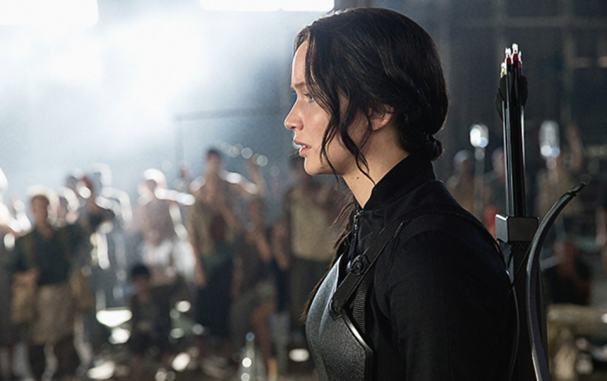 Review: THE HUNGER GAMES: MOCKINGJAY - PART 1 Slows Series To A Crawl